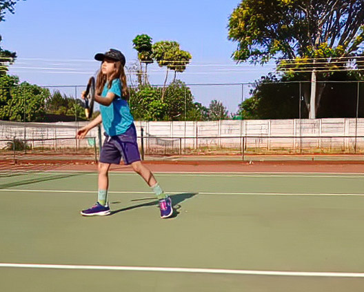 Individual tennis lesson
